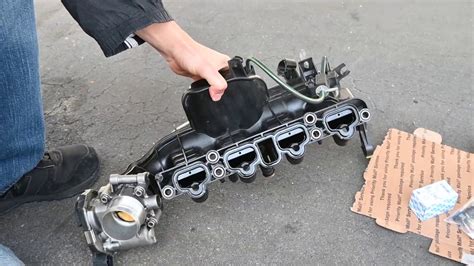 The <strong>Cruze</strong> has an issue with the <strong>valve</strong> cover, common enough for <strong>Chevy</strong> to issue a technical. . Chevy cruze intake manifold pcv valve fix kit